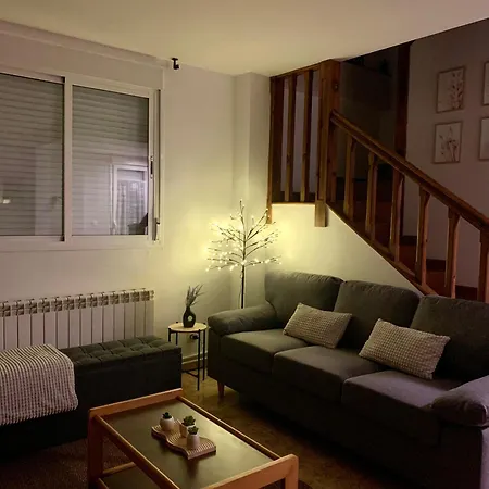 Willa Pirineo Aragones. Casa La Paz Sabiñánigo Zewnętrze zdjęcie