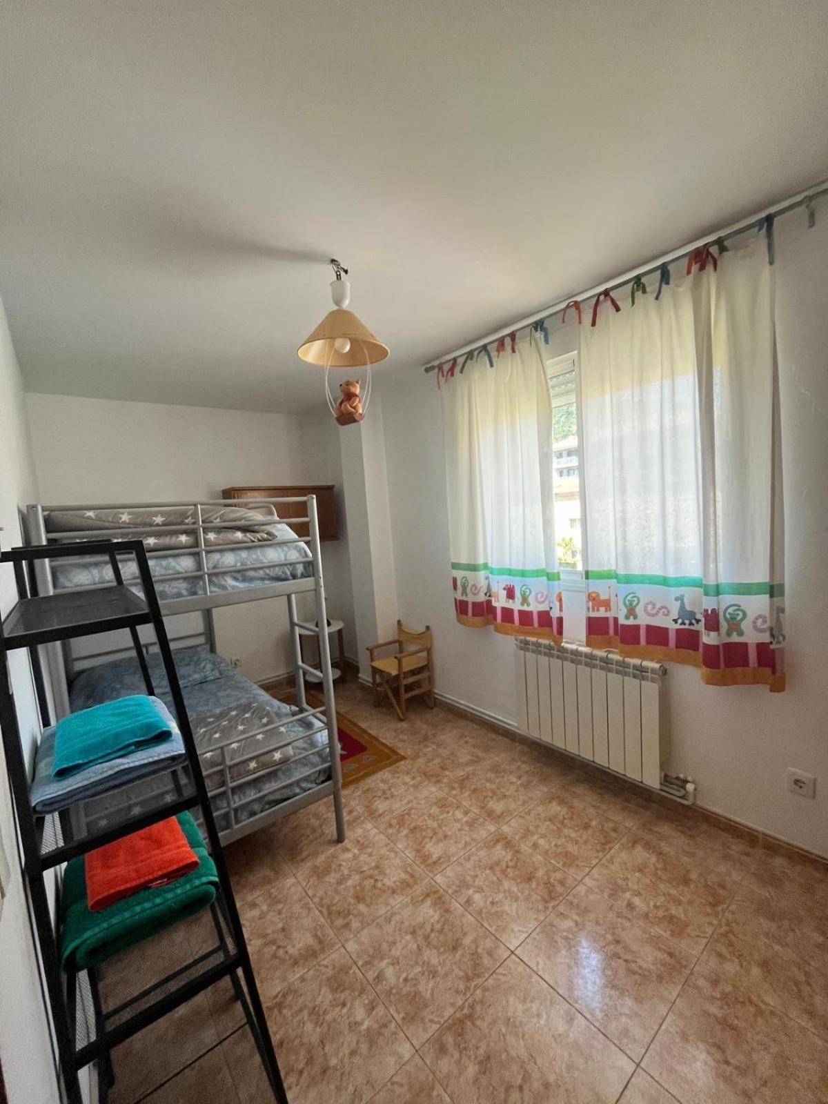 Pirineo Aragones. Casa La Paz Vakantiehuis *