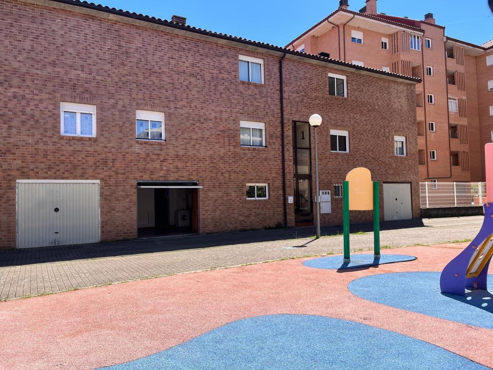 Pirineo Aragones. Casa La Paz * Sabiñánigo